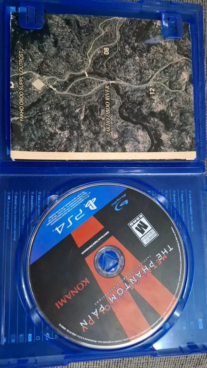 Metal Gear Solid V: The Phantom Pain PS4 Day One Edition - 2