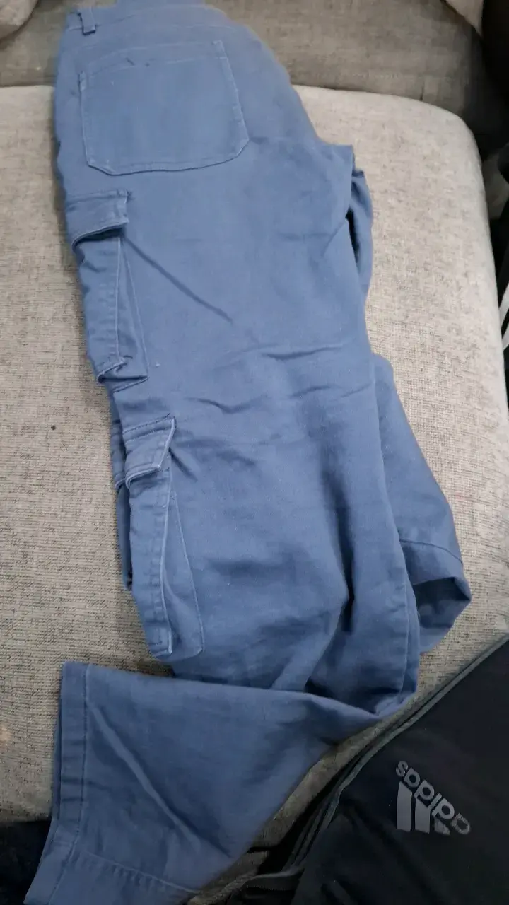 Pantalones cargo azul para hombre - 2