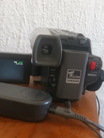 Videocámara Samsung con lente 22x óptico - miniatura 4