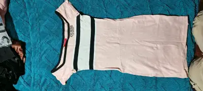 Vestido Guess Los Angeles a rayas para mujer - miniatura 1