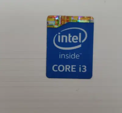 Notebook HP con Intel Core i3 en buen estado - miniatura 2