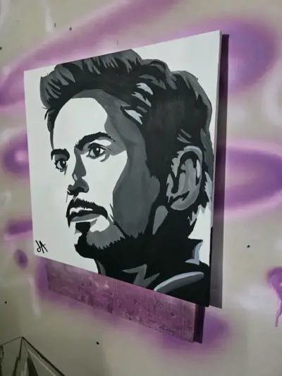 Cuadro de Tony Stark retrato en blanco y negro - miniatura 2