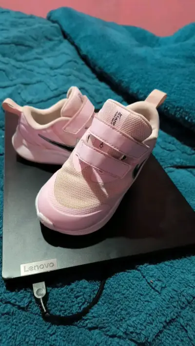 Zapatillas deportivas rosadas para niños Nike - miniatura 4