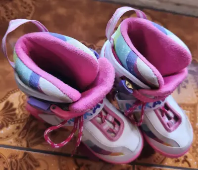 Patines de cuatro ruedas Unikawaii para niños - miniatura 3
