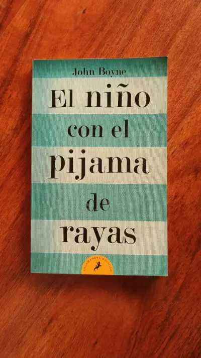 Libro 'El Niño con el Pijama de Rayas' de John Boyne - miniatura 1