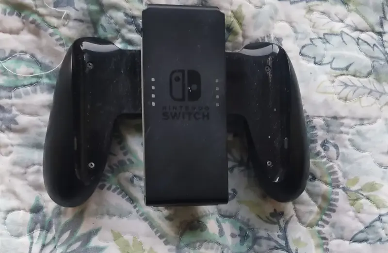 Nintendo switch 1 + 128 gb + dos juegos - 5