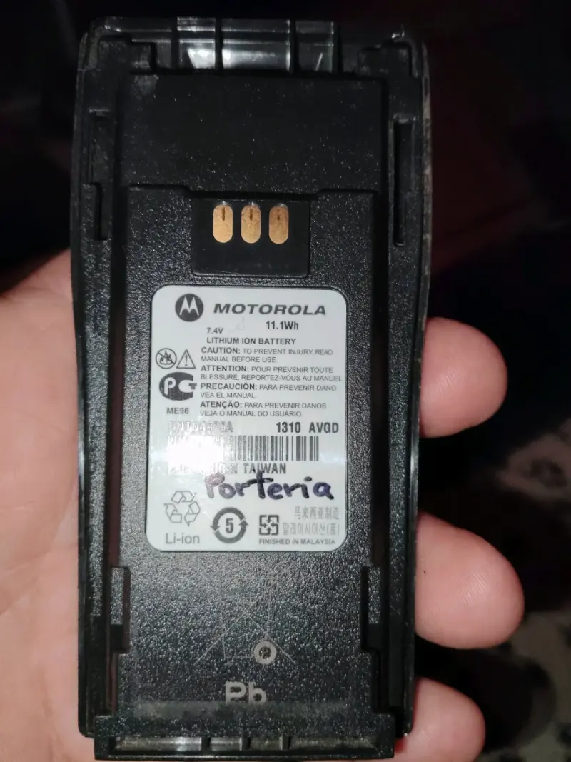 Radio portátil Motorola EP450 con batería - 5