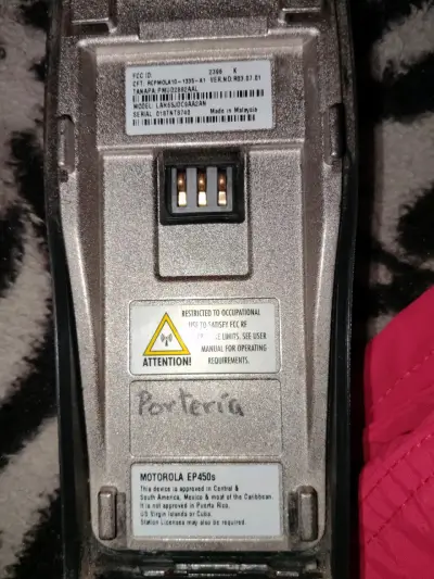 Radio portátil Motorola EP450 con batería - miniatura 6