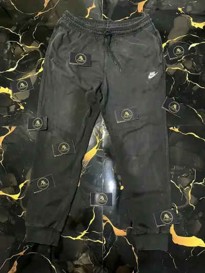 Pantalones deportivos Nike negros - miniatura 2