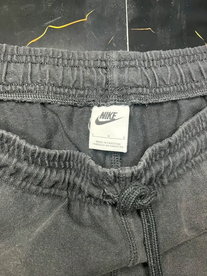Pantalones deportivos Nike negros - 4