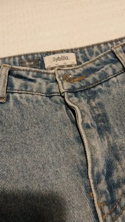 Jeans Mom Fit Azul Claro Sybilla - miniatura 2
