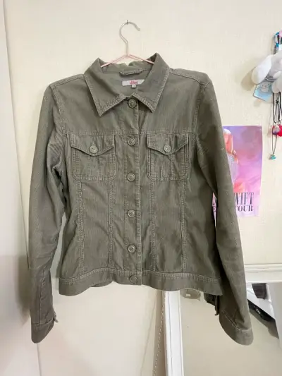 Chaqueta verde militar s.Oliver - miniatura 2