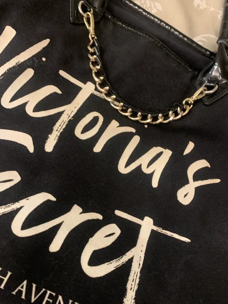 Tote Victoria's Secret - 4