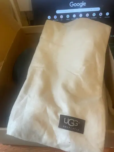 Botines de tacón alto negros UGG - miniatura 2
