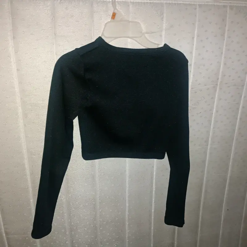 Chaqueta corta negra con cierre frontal - 3