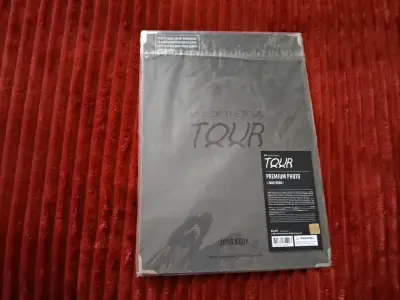 Premium Photo Map of the Soul Tour Jungkook - miniatura 2