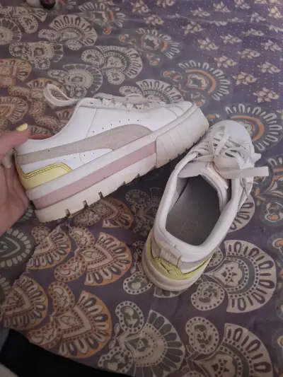 Zapatillas deportivas blancas Puma para mujer - miniatura 2