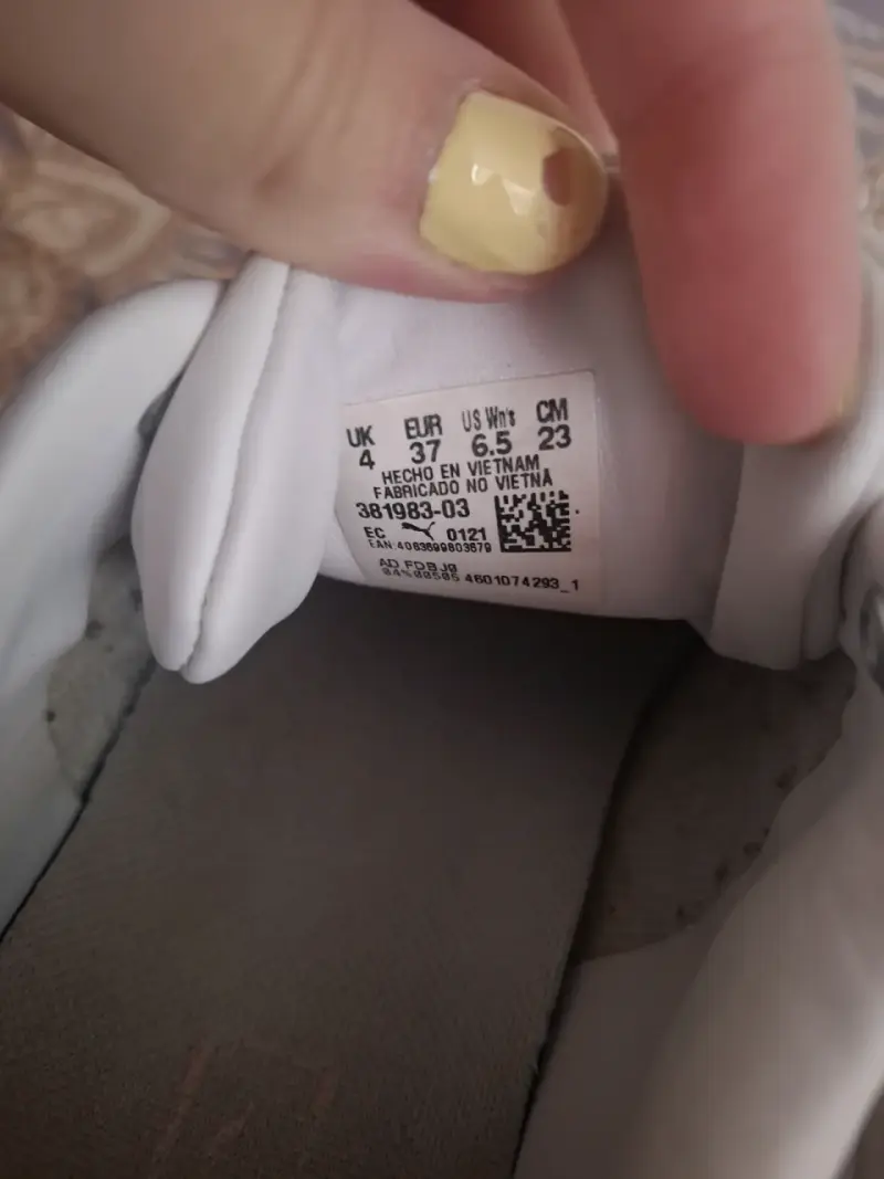 Zapatillas deportivas blancas Puma para mujer - 5