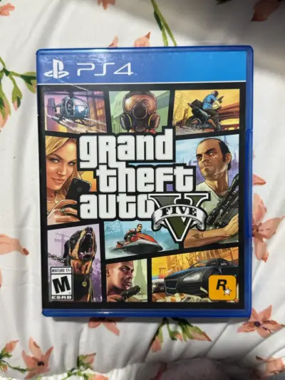 Juego PS4 Grand Theft Auto V en buen estado - miniatura 1