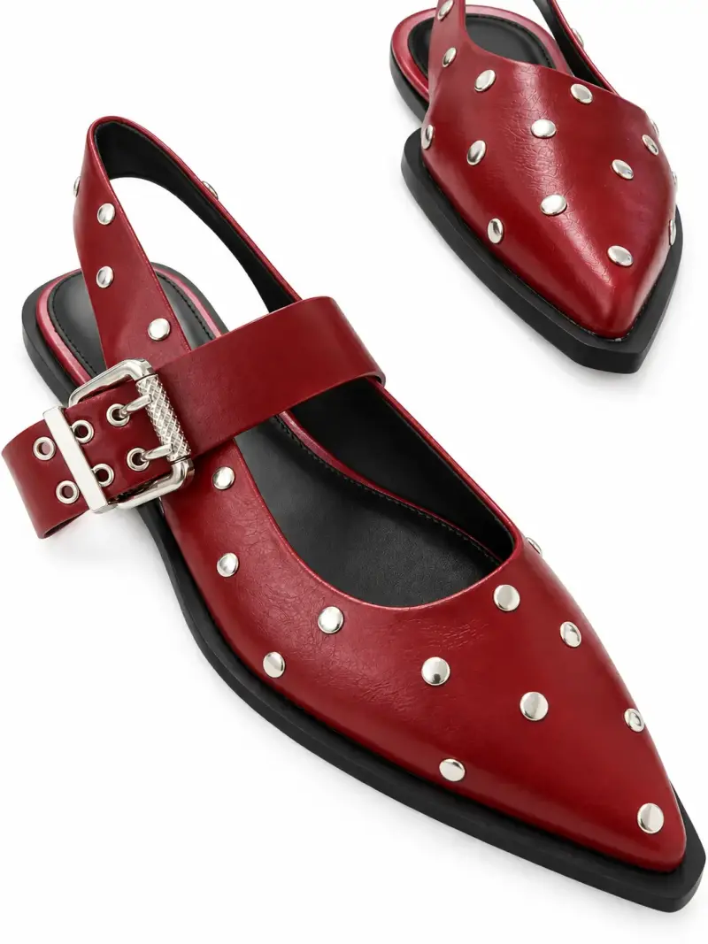 Zapatos burdeo con tachas Basement - 3