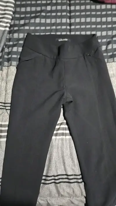 Pantalones negros de mujer Lineatre en buen estado - miniatura 1
