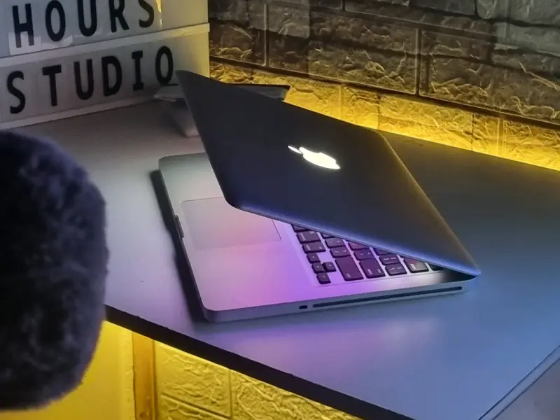 MacBook Pro 2012 13"+ Cargador con DETALLES - 4