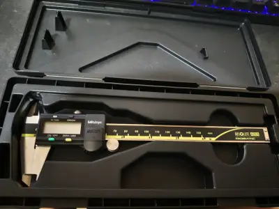 Calibrador digital Mitutoyo ABSOLUTE con estuche - miniatura 2
