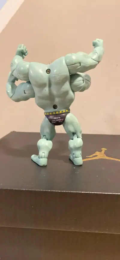 Figura de acción Machamp Pokémon - miniatura 4
