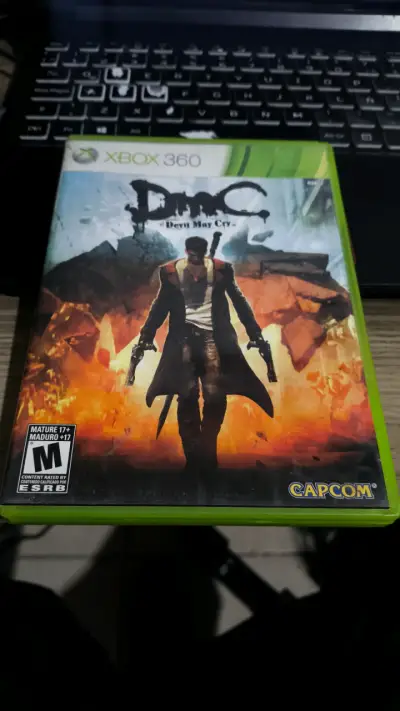 Juego Xbox 360 DmC Devil May Cry Capcom - miniatura 1
