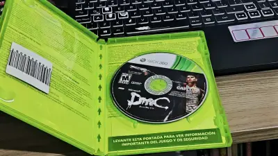 Juego Xbox 360 DmC Devil May Cry Capcom - miniatura 2