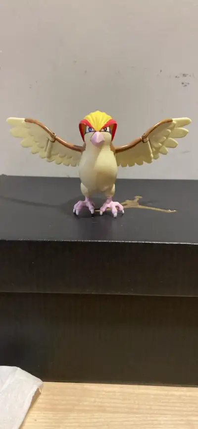 Figura de acción de Pidgeot Pokémon - miniatura 1