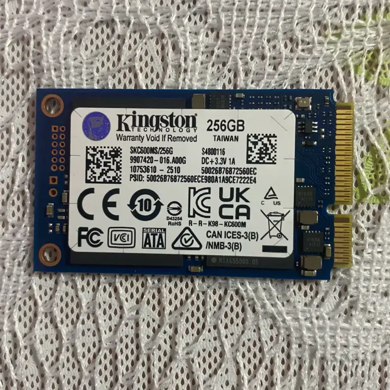 SSD Kingston 256GB - Exelente estado - 1