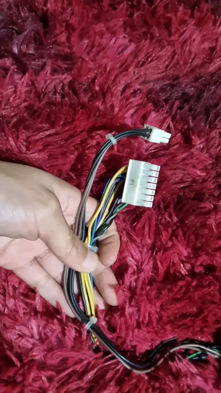 Fuente de poder Lite-On 250W para PC - 3