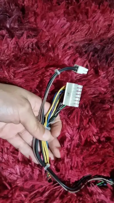 Fuente de poder Lite-On 250W para PC - miniatura 3