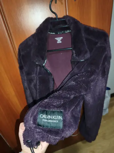 Chaqueta de felpa Calvin Klein morada - miniatura 3