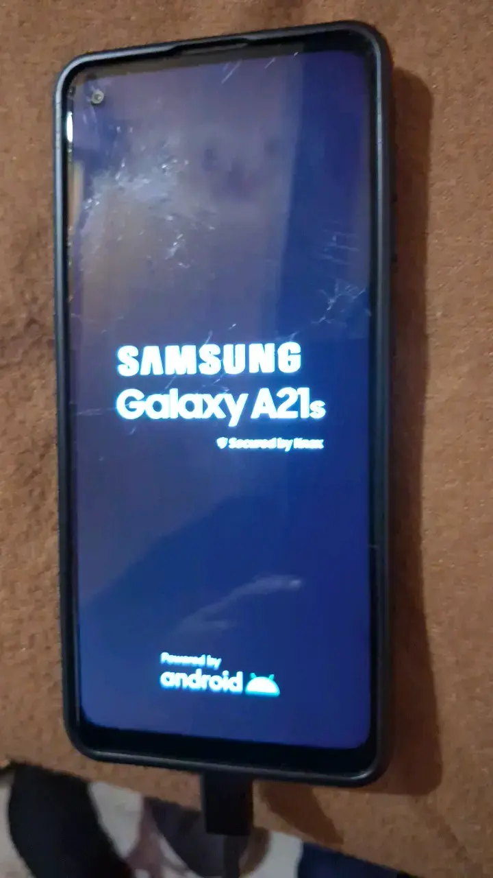 Teléfono inteligente bueno, solo pantalla trizada - 4