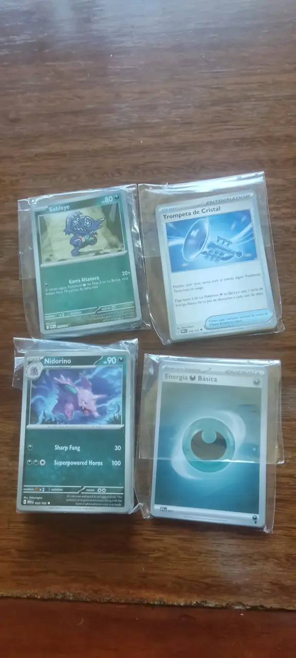 Colección de cartas Pokémon variadas - 5