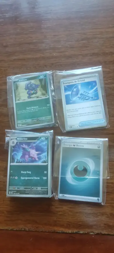 Colección de cartas Pokémon variadas - miniatura 5