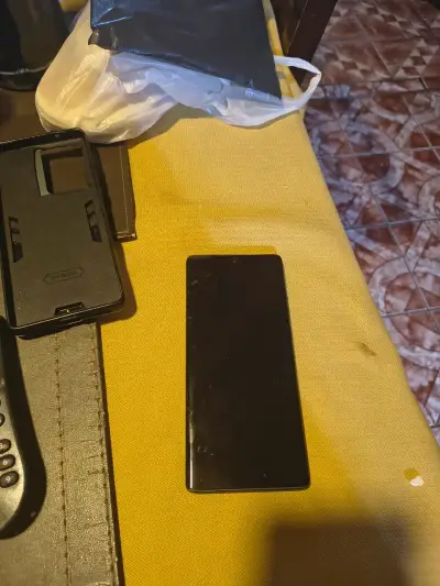 Smartphone Motorola con doble cámara trasera - miniatura 4