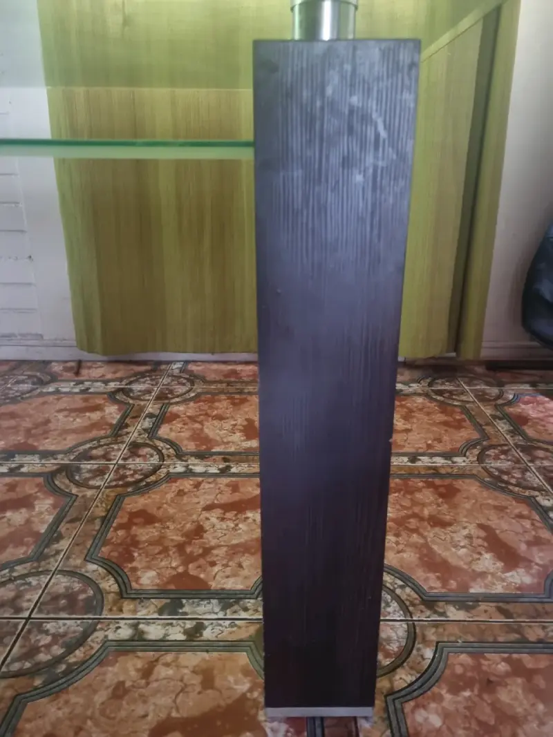 Mesa de centro de vidrio y madera moderna - 2
