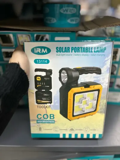 Lámpara portátil solar IRM con kit de herramientas - miniatura 1