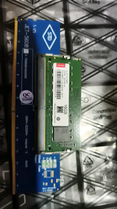 Memoria RAM DDR4 16GB Lenovo para PC - miniatura 1