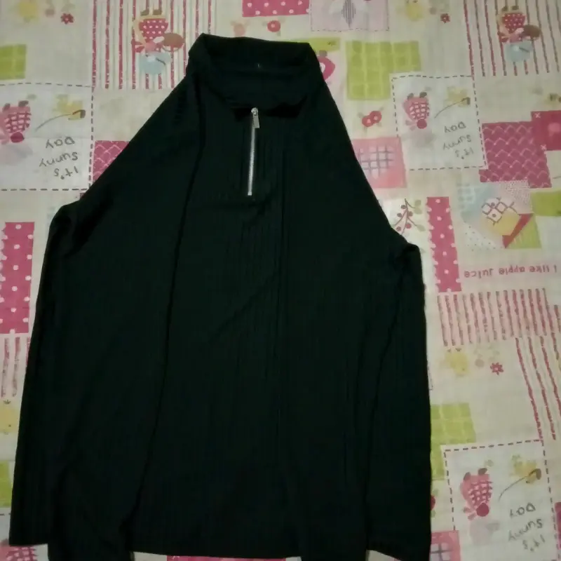 Polerón negro con cierre unisex - 1