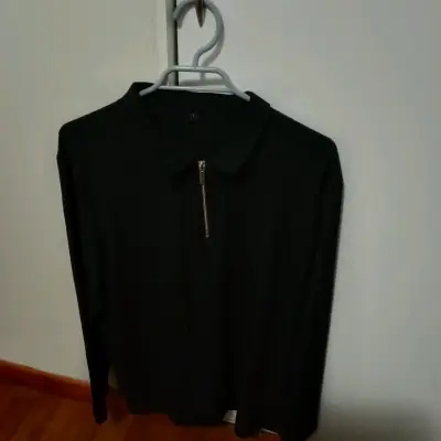 Polerón negro con cierre unisex - miniatura 3