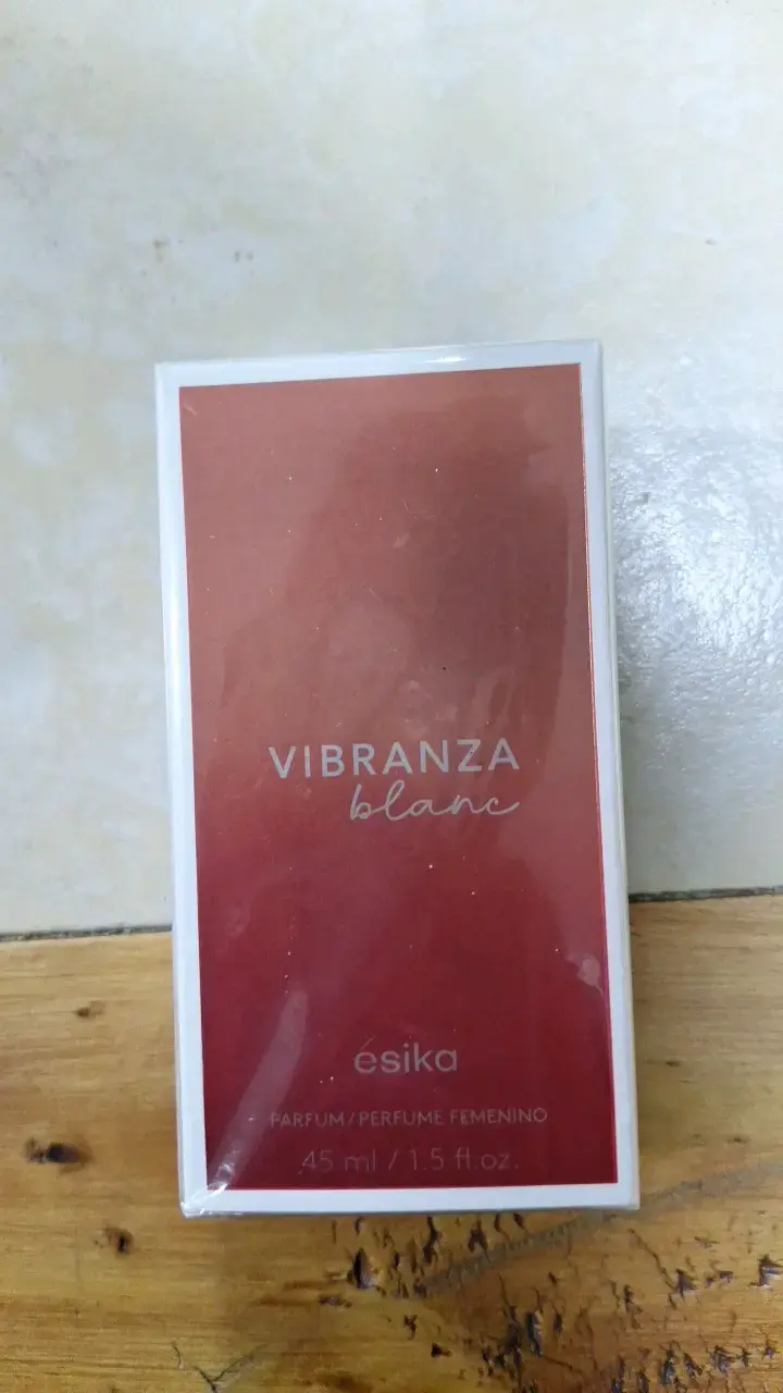 Perfume femenino Vibranza Blanc de Ésika 45 ml