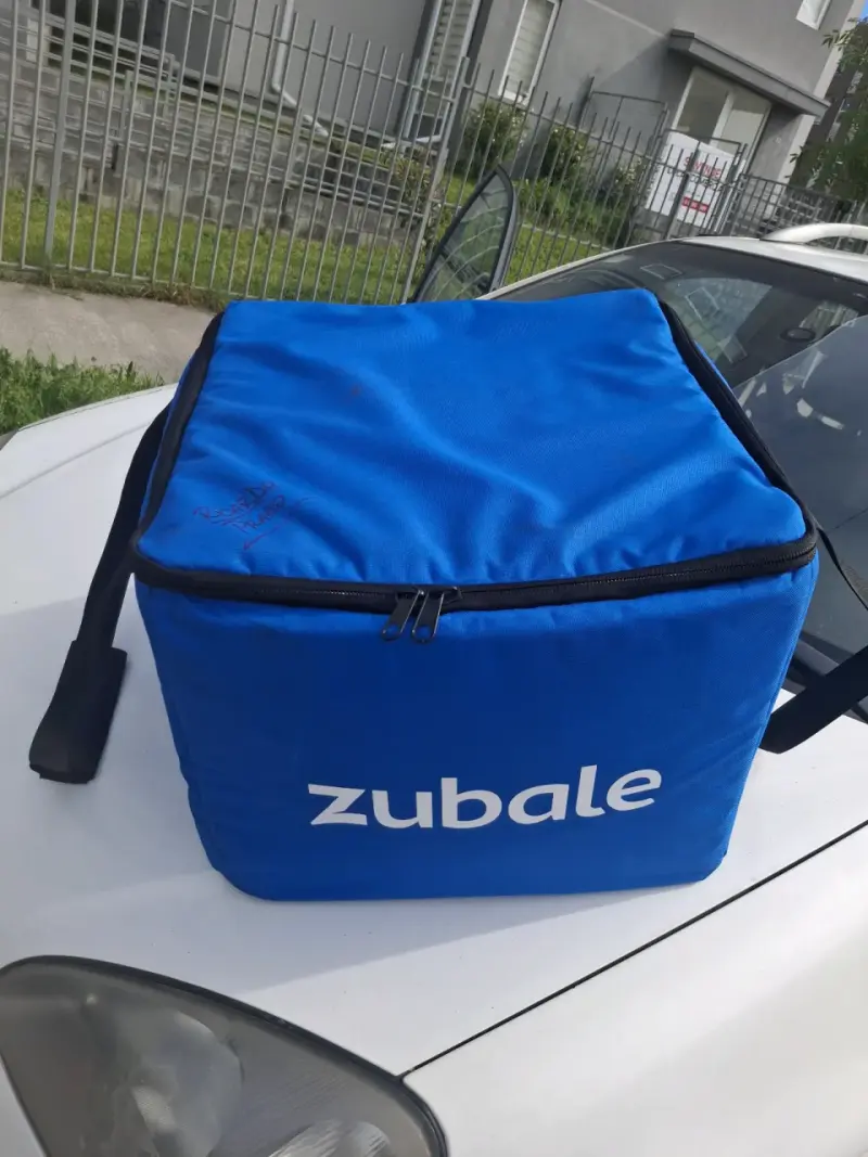 Bolsa térmica azul Zubale para delivery - 1