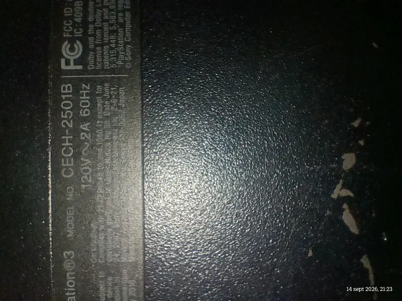 Consola PlayStation 3 Slim con control y juegos - 3