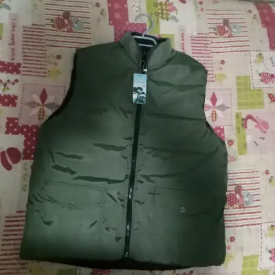 Chaleco reversible acolchado hombre verde e negro - miniatura 1