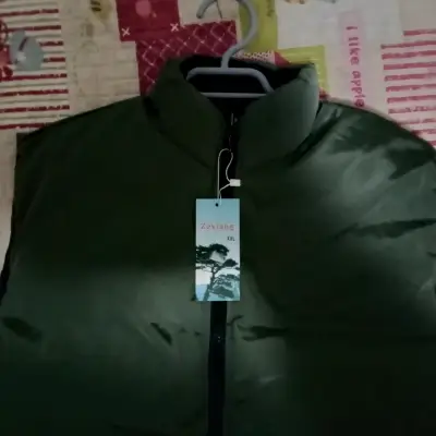 Chaleco reversible acolchado hombre verde e negro - miniatura 2