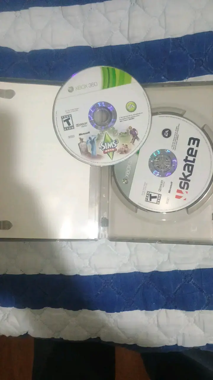 Consola Xbox One con mando Generico - 4